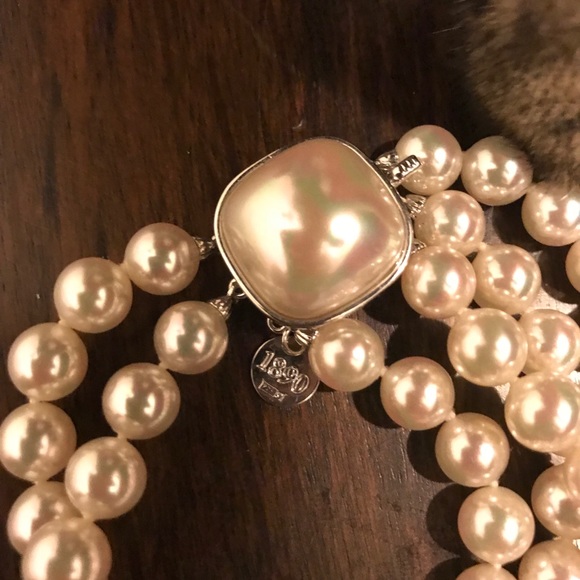 Pearls - Picture 3 of 4